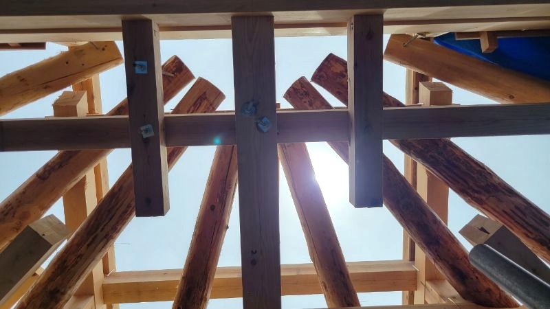 宮大工が語る社寺建築の秘密|軒の上にもいる「縁の下の力持ち」桔木(はねぎ)とは? 画像